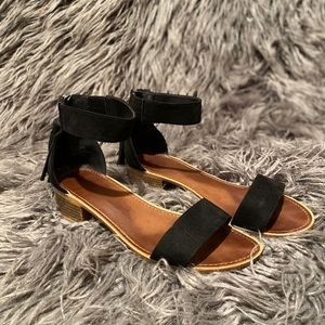 Black tassel sandals